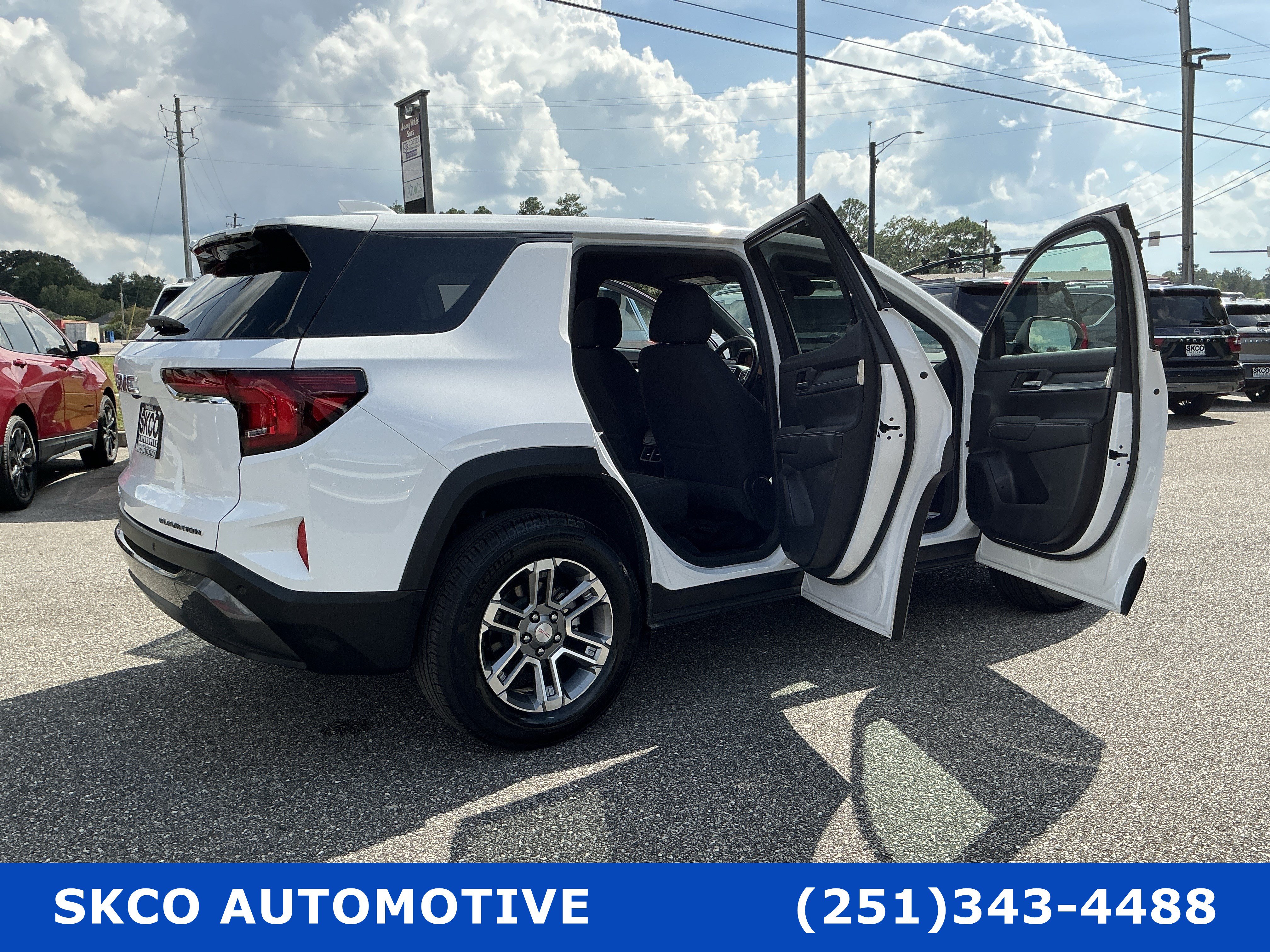 Used 2026 GMC Terrain Elevation FWD image 33