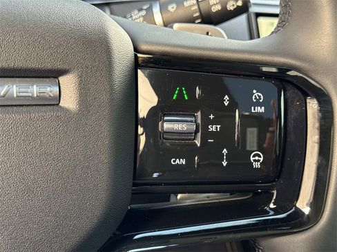 Used 2024 Land Rover Range Rover Evoque S image 25