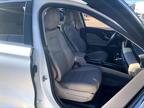 Used 2024 Lincoln Corsair Grand Touring w/ Equipment Group 301A image 15