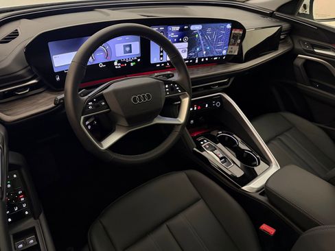 New 2026 Audi Q5 Premium AWD/4WD image 4