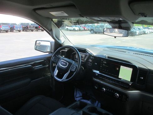Used 2024 GMC Sierra 1500 Elevation image 23