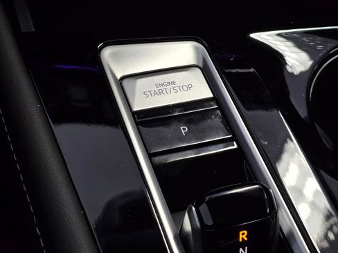 New 2024 Volkswagen Atlas Cross Sport SEL R-Line AWD/4WD image 23