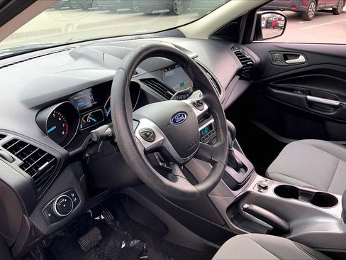 Used 2016 Ford Escape SE w/ Equipment Group 201A image 18