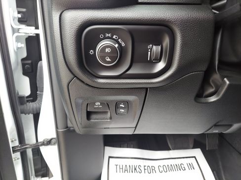 Used 2025 RAM 1500 Lone Star RWD image 27