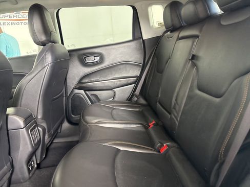 Used 2021 Jeep Compass Limited AWD/4WD image 23