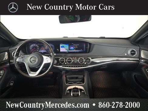 Used 2018 Mercedes-Benz S 560 4MATIC Sedan image 21
