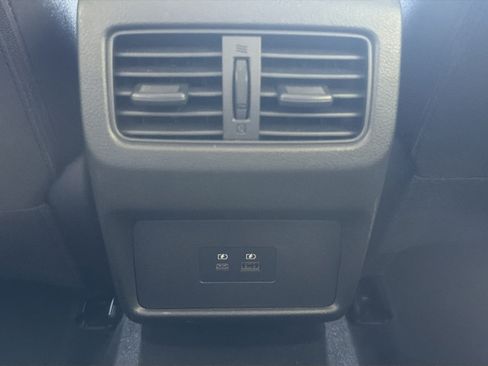 Certified 2023 Nissan Rogue SV AWD/4WD image 16