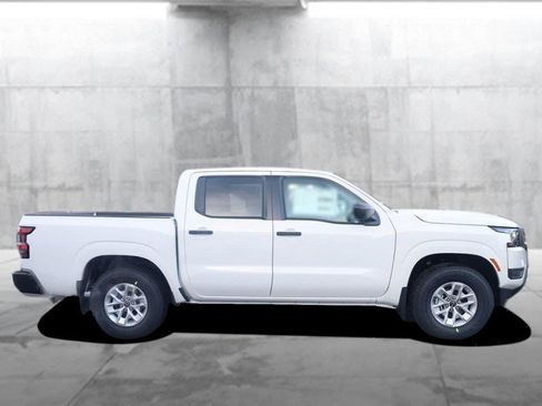 New 2026 Nissan Frontier S image 5