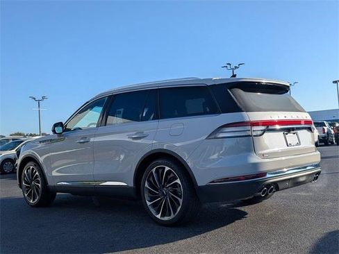 Used 2021 Lincoln Aviator Reserve w/ Equipment Group 201A image 6