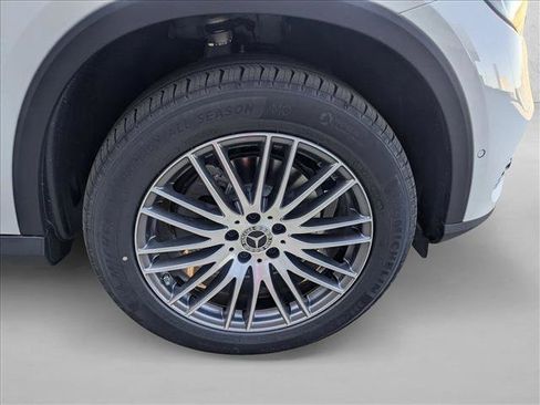 Used 2026 Mercedes-Benz GLC 300 image 16
