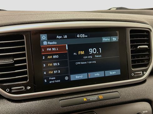 Used 2020 Kia Sportage LX image 21