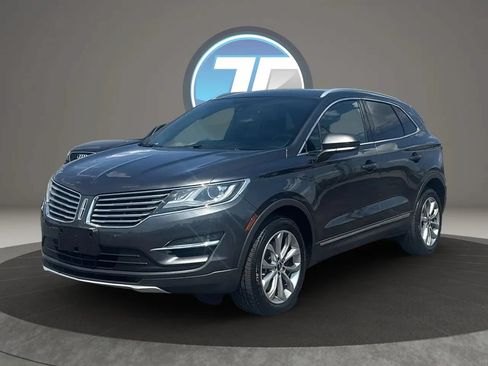 Used 2018 Lincoln MKC Select w/ Select Plus Package AWD/4WD image 15