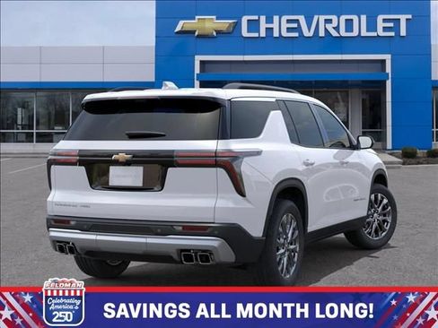 New 2026 Chevrolet Traverse LT w/ Sun and Wheel Package AWD/4WD image 4