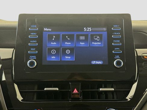 Used 2024 Toyota Camry SE FWD image 15