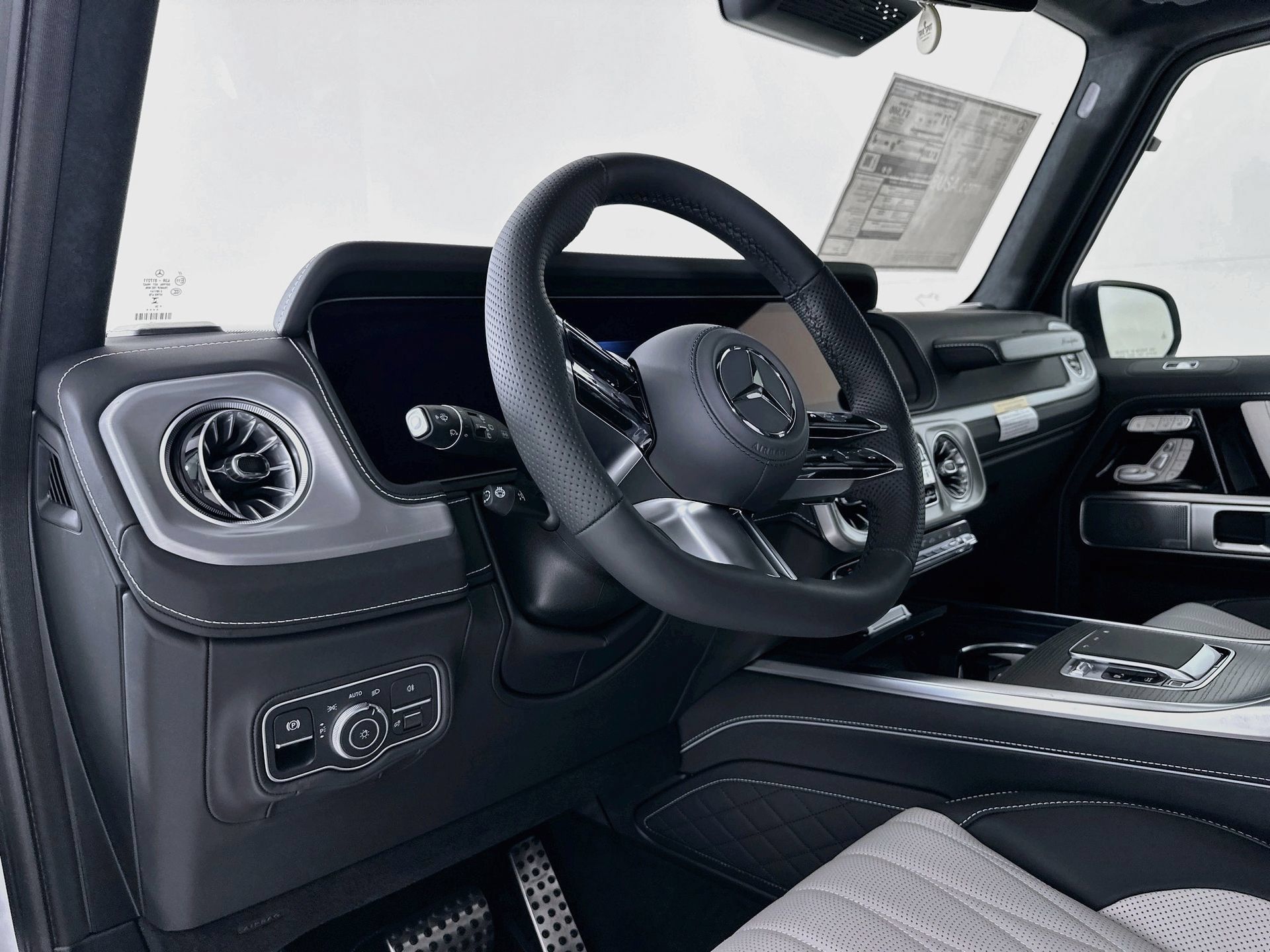 New 2027 Mercedes-Benz G 580 e image 10