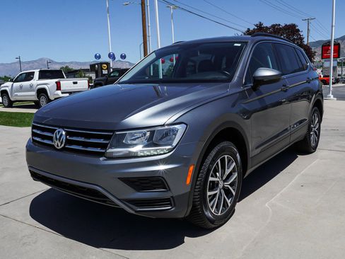Used 2019 Volkswagen Tiguan SE AWD/4WD image 4