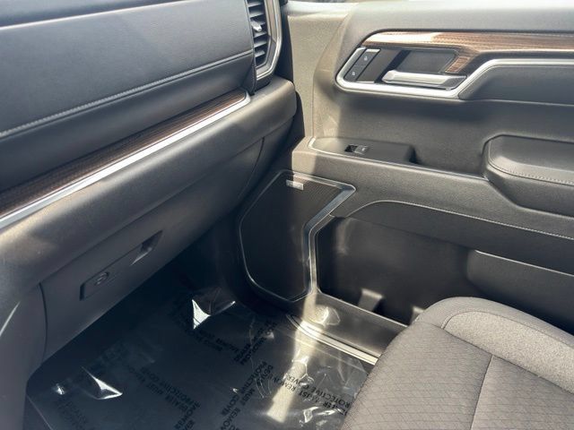 Certified 2024 Chevrolet Silverado 1500 RST w/ Convenience Package II AWD/4WD image 25