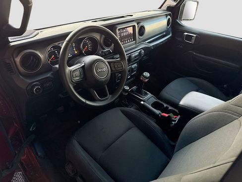 Used 2021 Jeep Wrangler Sport AWD/4WD image 25