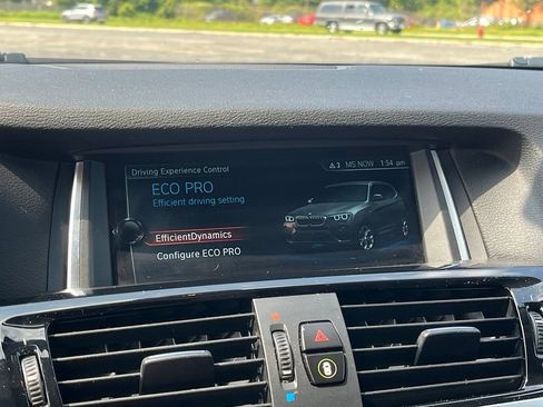Used 2017 BMW X3 xDrive28i AWD/4WD image 43