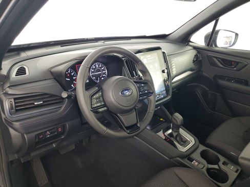 Used 2025 Subaru Forester Premium image 11