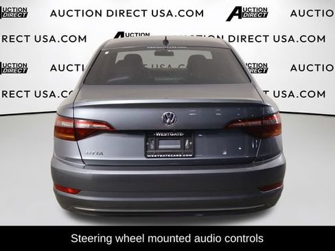Used 2019 Volkswagen Jetta SE FWD image 3