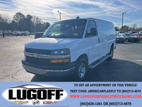 Used 2022 Chevrolet Express 2500 Work Van w/ Driver Convenience Package image 27