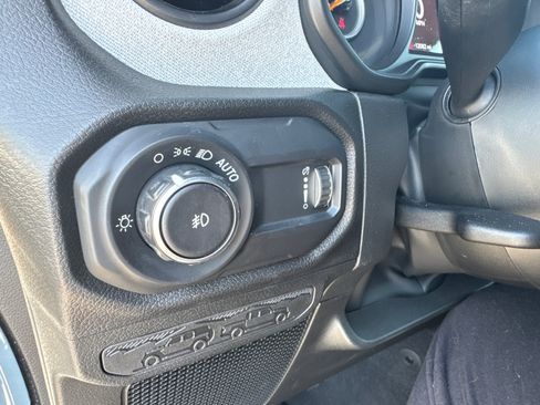 Used 2024 Jeep Wrangler Sport S image 24