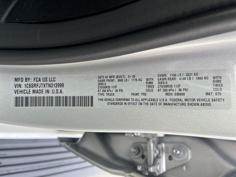New 2026 RAM 1500 Laramie AWD/4WD image 32