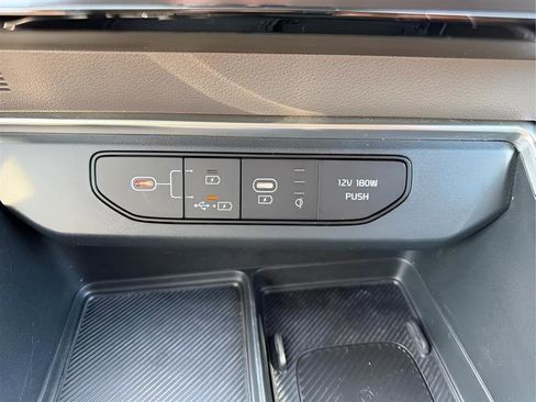Used 2025 Kia Carnival SX FWD image 50