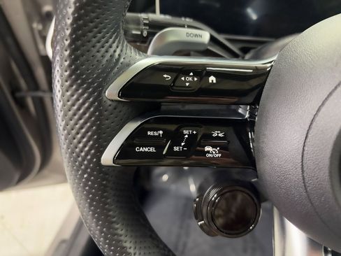 Used 2023 Mercedes-Benz C 43 AMG 4MATIC Sedan image 12