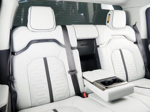 Used 2022 Rivian R1T AWD Adventure Quad image 18