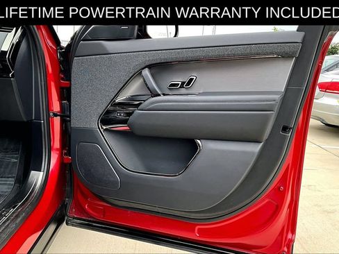 Used 2025 Land Rover Range Rover Sport SE AWD/4WD image 24