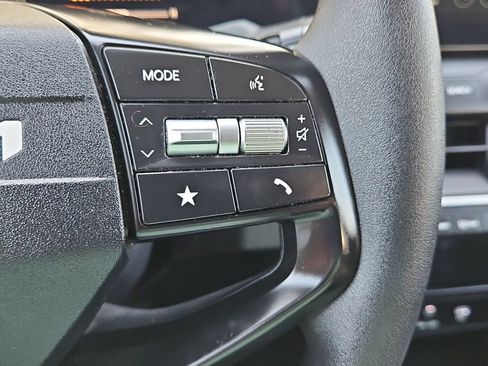 Used 2025 Kia K4 FWD image 22