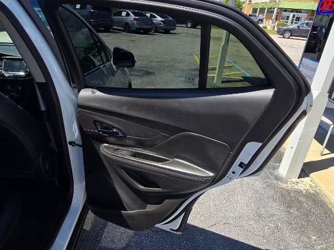Used 2018 Buick Encore Preferred FWD image 17