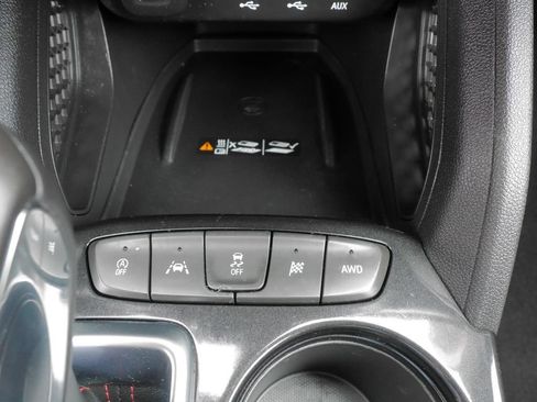 Used 2021 Chevrolet TrailBlazer RS w/ Technology Package AWD/4WD image 28