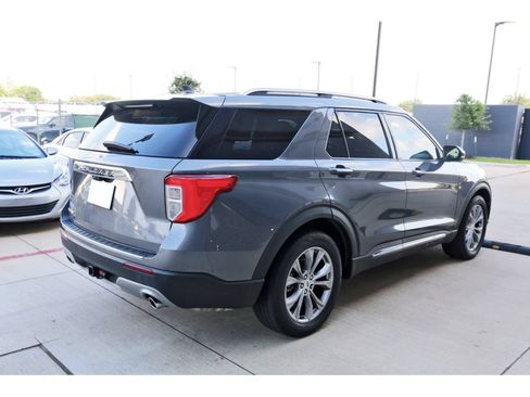Used 2021 Ford Explorer Limited w/ Equipment Group 301A RWD image 8