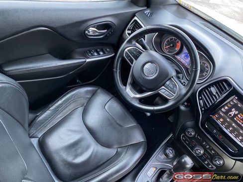 Used 2019 Jeep Cherokee High Altitude image 21