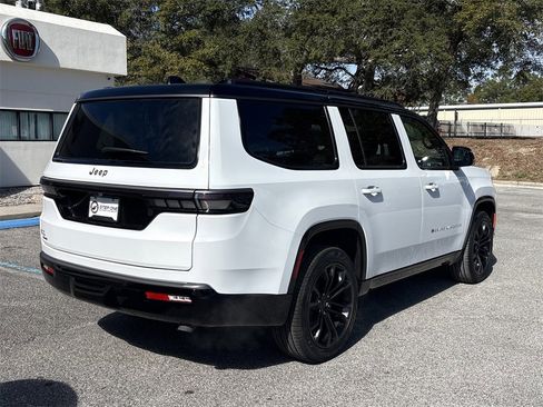New 2026 Jeep Grand Wagoneer Summit image 6