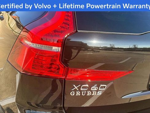 Certified 2025 Volvo XC60 B5 Core image 39