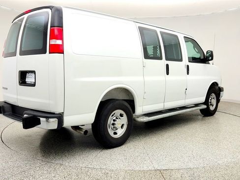 Used 2025 Chevrolet Express 2500 w/ Driver Convenience Package RWD image 5