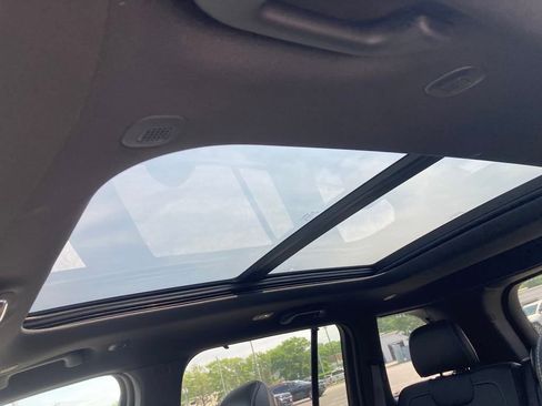 New 2024 Jeep Grand Cherokee Limited 4xe w/ Luxury Tech Group II image 27