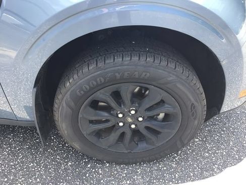 Used 2024 Ford Maverick Lariat w/ Black Appearance Package FWD image 13