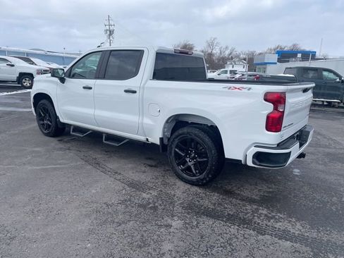 Used 2024 Chevrolet Silverado 1500 Custom image 9