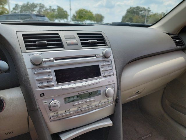 Used 2010 Toyota Camry XLE FWD image 21