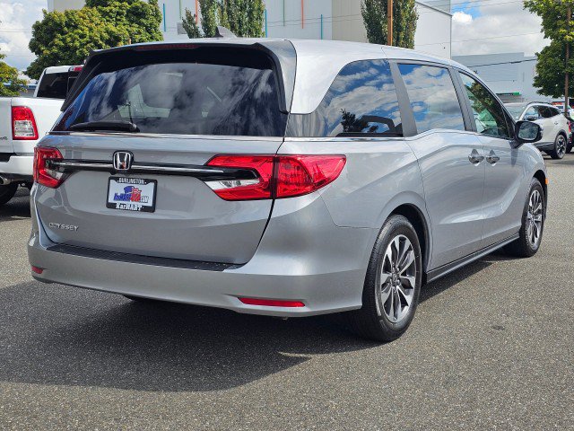 Used 2024 Honda Odyssey EX-L image 3