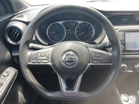 Used 2020 Nissan Kicks S FWD image 22