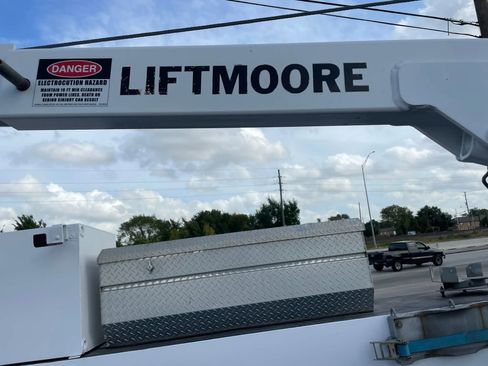 Used 2011 RAM 4500 2WD Regular Cab w/ ST Decor Group image 13