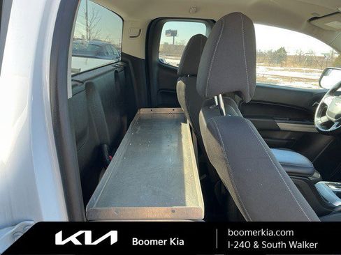 Used 2022 Chevrolet Colorado LT w/ Fleet Safety Package image 12