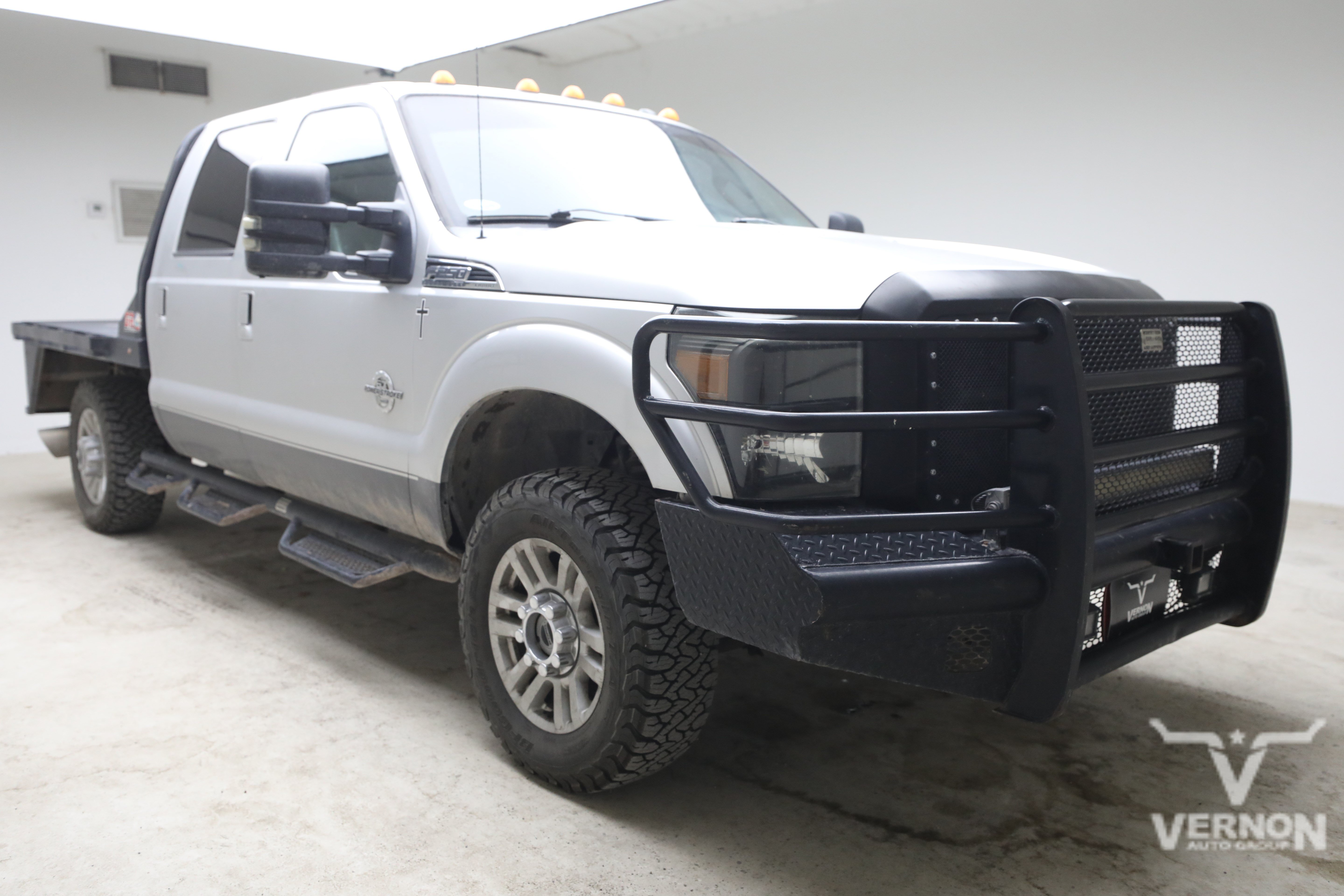 Used 2011 Ford F250 Lariat w/ Lariat Interior Pkg AWD/4WD image 6