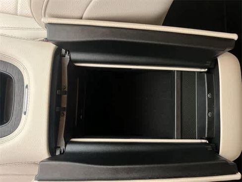 Used 2022 Mercedes-Benz GLE 350 image 27